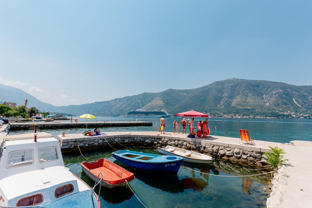 Celine'S Place By The Sea Kotor Exterior foto