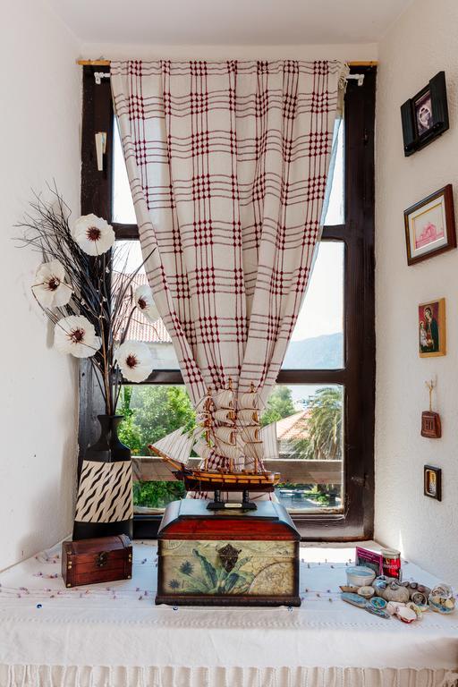 Celine'S Place By The Sea Kotor Exterior foto